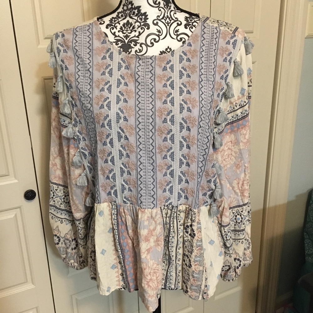 Large American Eagle Tassels Embroidery Top